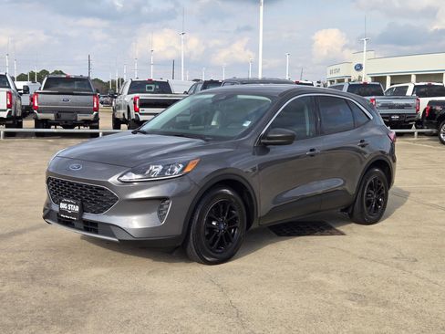 Used 2022 Ford Escape SE w/ Convenience Package image 11