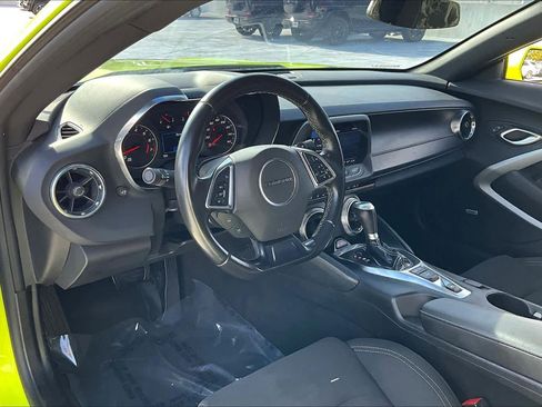 Used 2021 Chevrolet Camaro LT w/ RS Package image 10