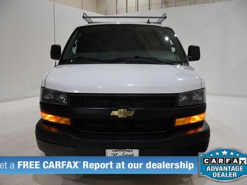 Used 2020 Chevrolet Express 3500 w/ Driver Convenience Package image 2