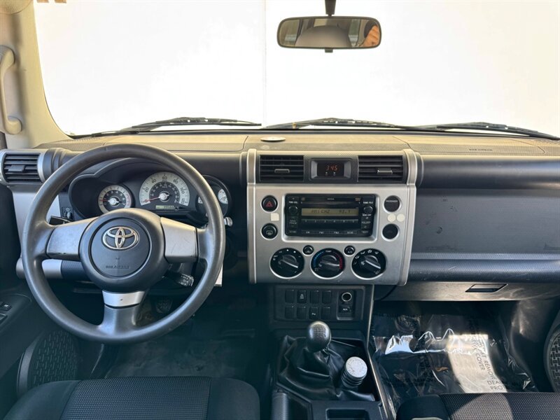 Used 2007 Toyota FJ Cruiser 4WD image 14