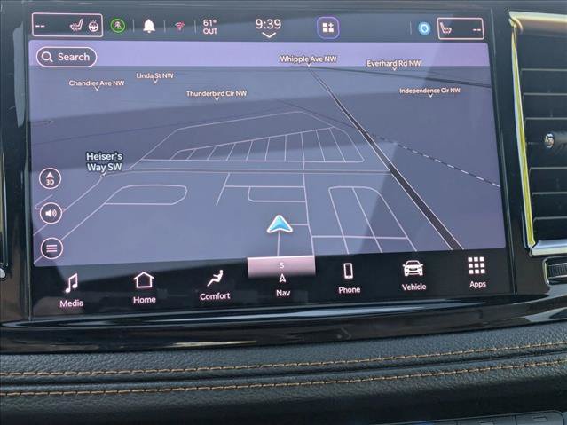 Used 2022 Chrysler Pacifica Pinnacle AWD/4WD image 14