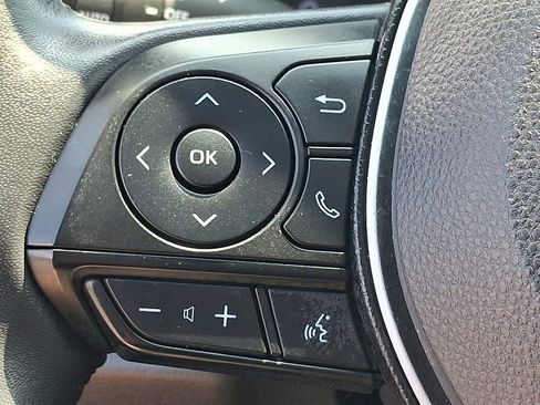 Used 2019 Toyota RAV4 XLE AWD/4WD image 21