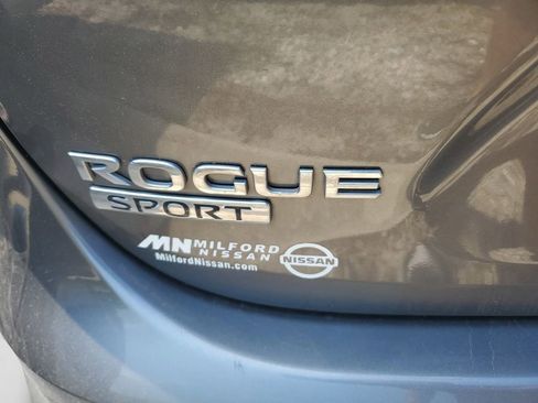 Used 2018 Nissan Rogue Sport SV w/ SV All-Weather Package image 5