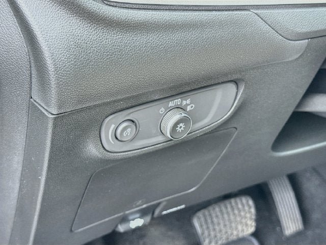 Used 2025 Buick Encore GX Avenir AWD/4WD image 13
