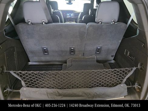 Used 2021 GMC Yukon Denali w/ Denali Premium Package image 24