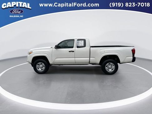 Used 2020 Toyota Tacoma SR image 5
