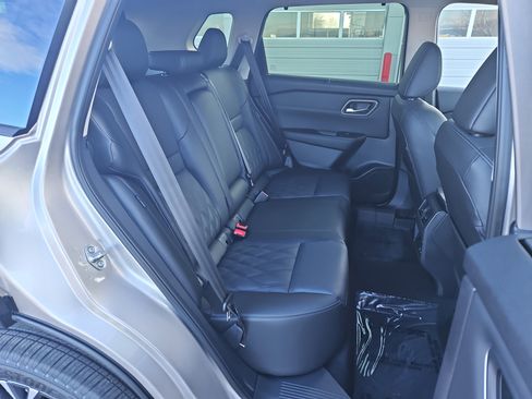 New 2026 Nissan Rogue Platinum w/ Platinum Premium Package AWD/4WD image 10