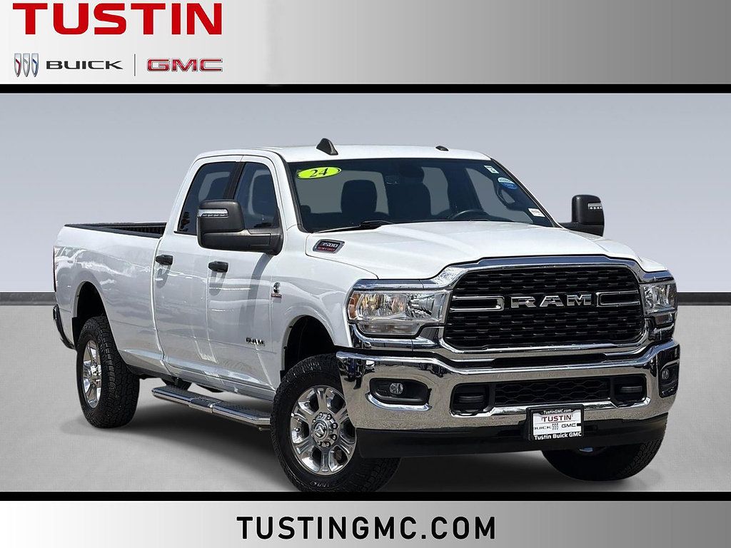 Used 2024 RAM 3500 Big Horn AWD/4WD image 1