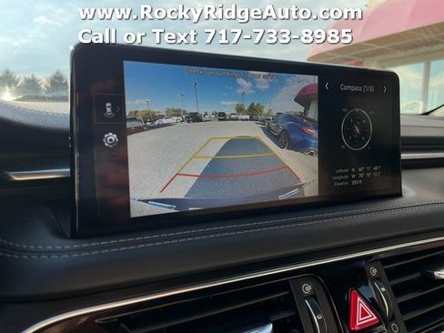 Used 2023 Genesis G70 2.0T image 17