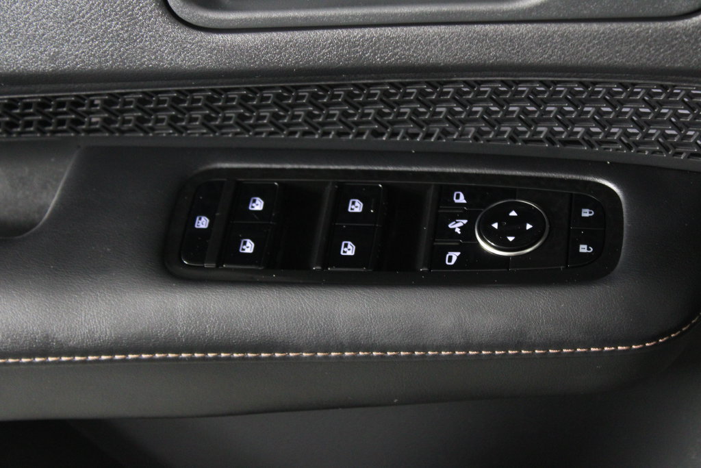 Certified 2024 Nissan Ariya AWD image 22