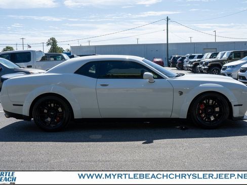 Used 2021 Dodge Challenger SRT Hellcat Redeye image 7