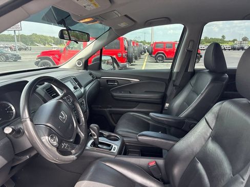 Used 2017 Honda Ridgeline RTL image 14