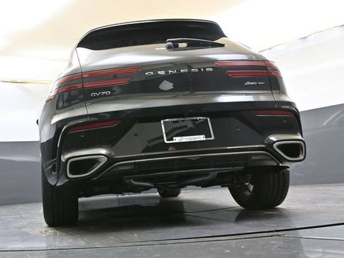 Used 2026 Genesis GV70 3.5T Sport Prestige AWD/4WD image 40