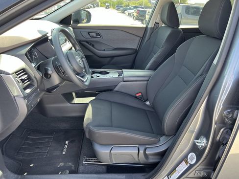 Certified 2023 Nissan Rogue S FWD image 7