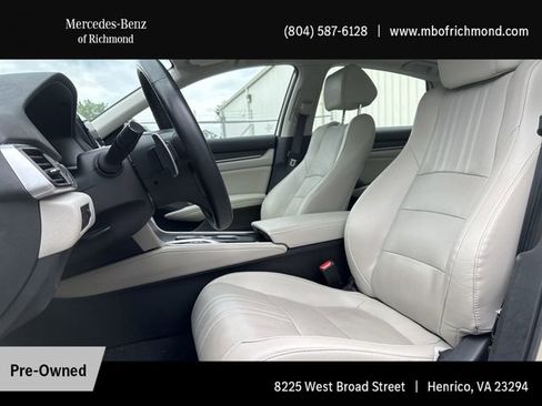 Used 2020 Honda Accord Touring image 14
