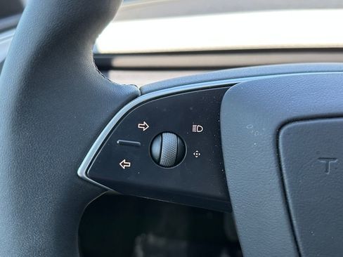 Used 2025 Tesla Model 3 Long Range RWD image 27