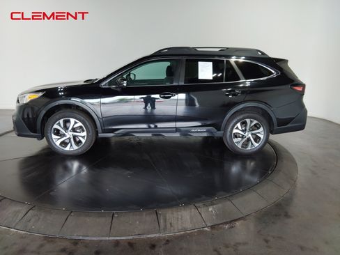Used 2022 Subaru Outback Limited image 8
