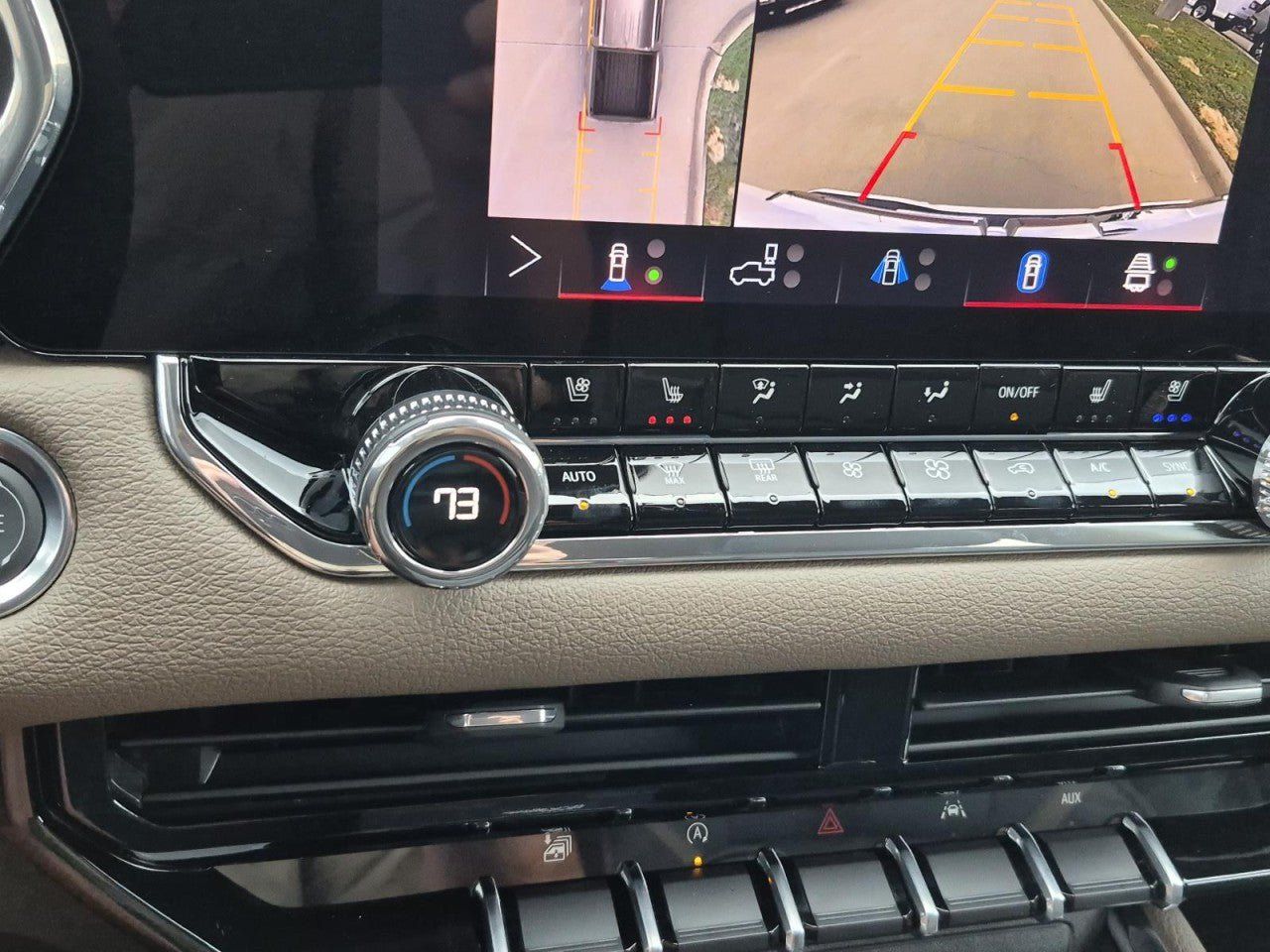 New 2026 GMC Canyon Denali AWD/4WD image 16