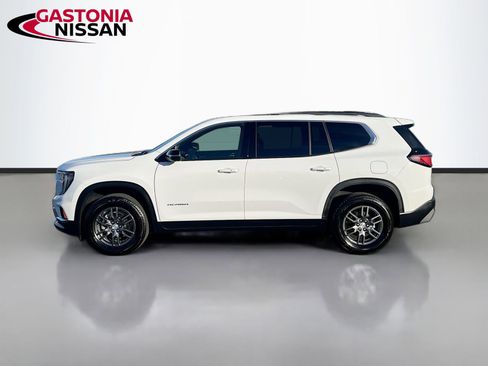 Used 2025 GMC Acadia Elevation image 5