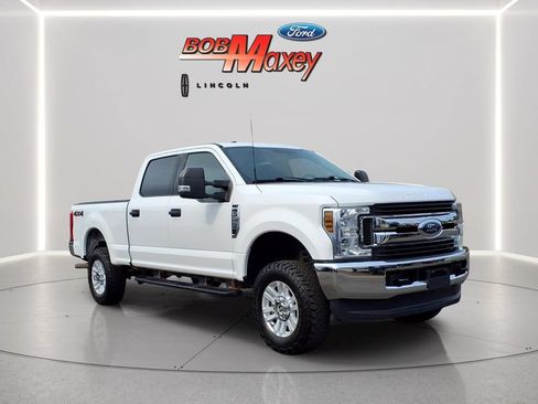 Used 2019 Ford F250 XLT AWD/4WD image 3