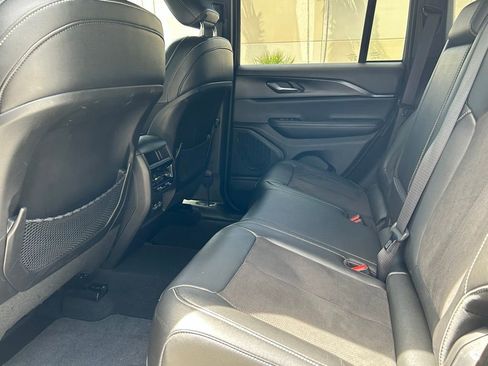 Certified 2024 Jeep Grand Cherokee Altitude AWD/4WD image 45