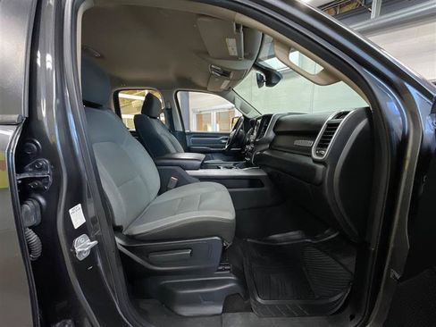 Used 2019 RAM 1500 Big Horn RWD image 23