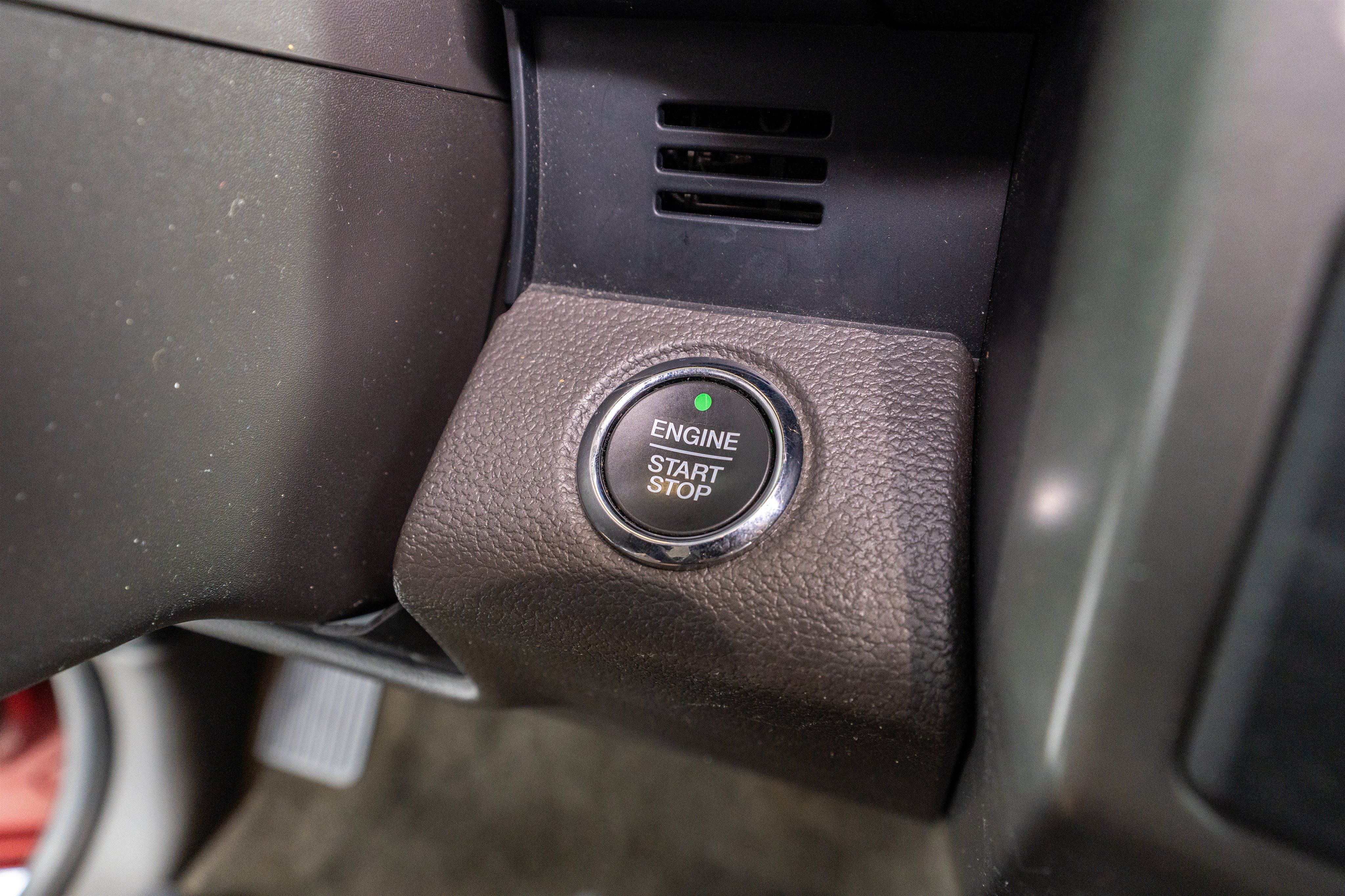 Used 2018 Ford Expedition Max XLT w/ Equipment Group 202A AWD/4WD image 29