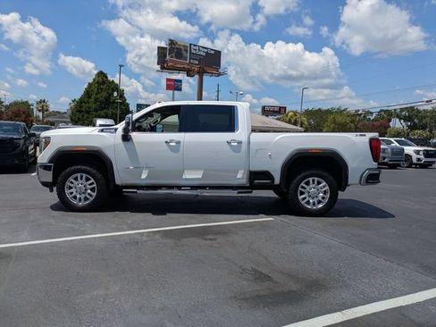 Used 2023 GMC Sierra 2500 SLT w/ SLT Premium Package AWD/4WD image 8