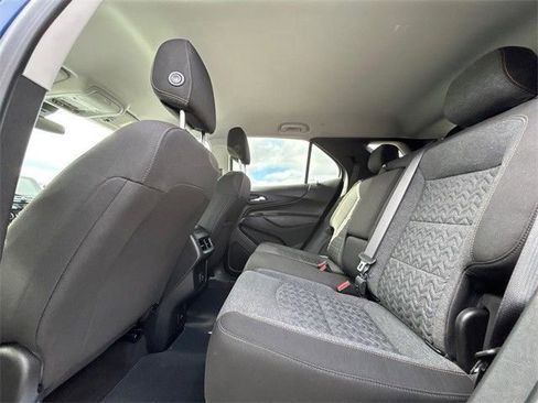 Used 2022 Chevrolet Equinox LT image 12