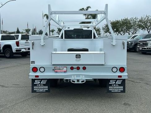 New 2026 Ford F550 4x4 Crew Cab Super Duty image 6