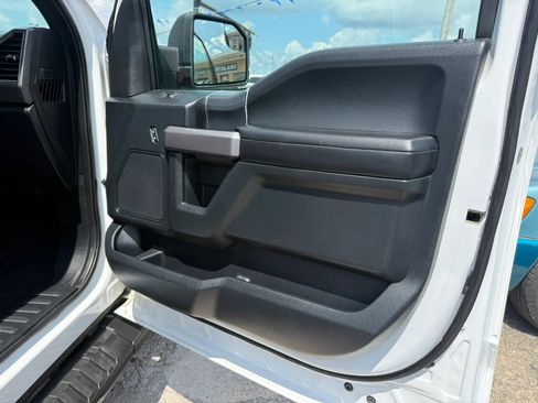 Used 2020 Ford F150 XLT w/ Equipment Group 302A Luxury AWD/4WD image 20