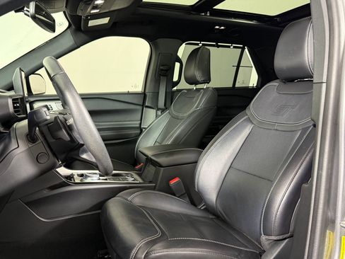 Used 2023 Ford Explorer ST w/ Equipment Group 401A AWD/4WD image 5