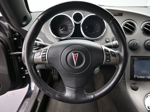 Used 2009 Pontiac Solstice GXP w/ Premium Package image 12