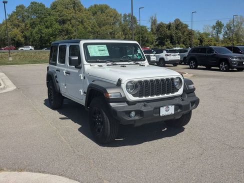 New 2026 Jeep Wrangler Sport AWD/4WD image 7