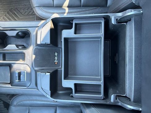 Used 2025 GMC Sierra 2500 AT4 w/ AT4 Premium Plus Package image 31