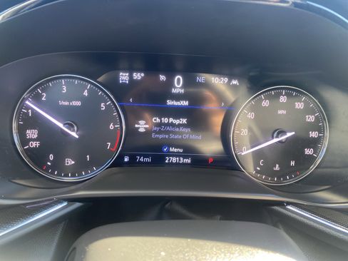 Used 2023 Buick Envision Essence w/ Sport Touring Package image 17