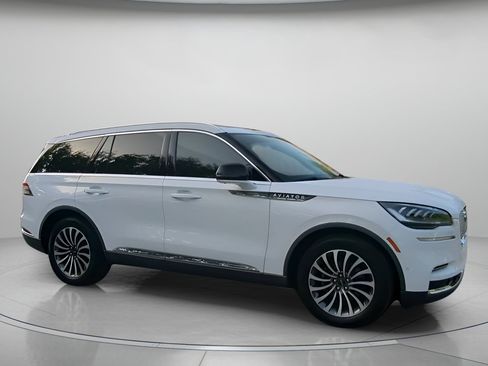 Used 2023 Lincoln Aviator Reserve w/ Equipment Group 201A RWD image 35