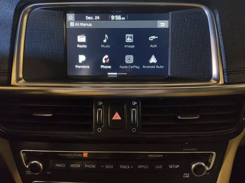 Used 2018 Kia Optima EX w/ Premium Package image 25