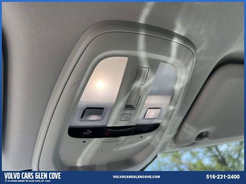 Used 2026 Volvo XC60 B5 Plus w/ Protection Package Premier AWD/4WD image 32