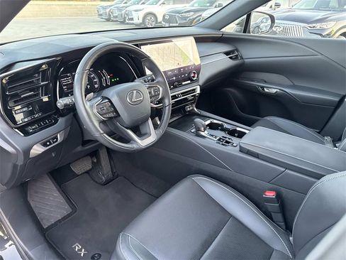 Used 2024 Lexus RX 350 Premium image 13