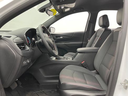 Used 2023 Chevrolet Equinox RS w/ LPO, Floor Liner Package FWD image 17