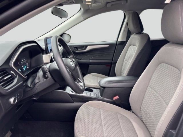 Used 2022 Ford Escape SE FWD image 9