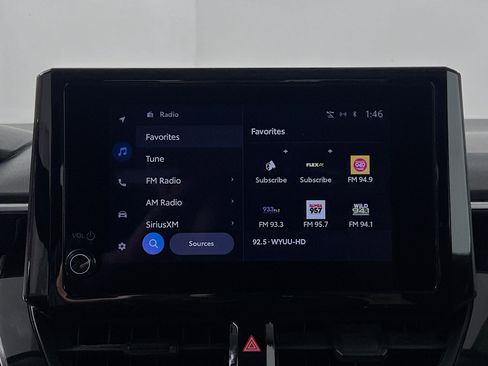 Used 2024 Toyota Corolla LE image 27