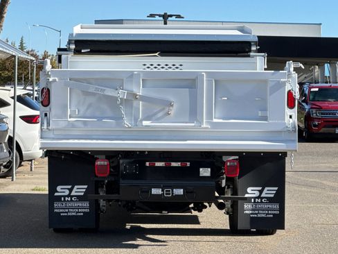 New 2025 Ford F550 4x4 Regular Cab Super Duty image 5