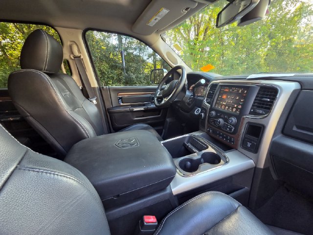 Used 2016 RAM 2500 Laramie w/ Convenience Group AWD/4WD image 28