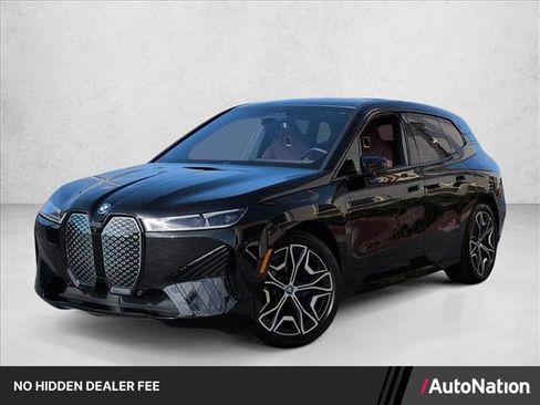 Certified 2025 BMW iX xDrive50 w/ Premium Package AWD/4WD image 1