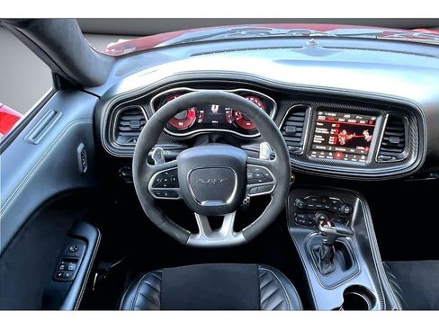 Used 2022 Dodge Challenger SRT Hellcat image 6
