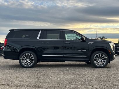 New 2026 GMC Yukon XL Denali w/ Sun & Power Step Package
