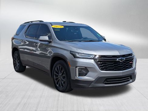 Used 2023 Chevrolet Traverse RS AWD/4WD image 7