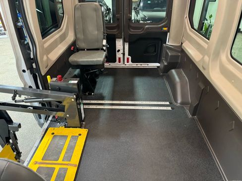 Used 2016 Ford Transit 150 130 Medium Roof image 48